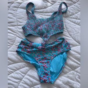 SOLID&STRIPED floral ruched cut out 1-piece